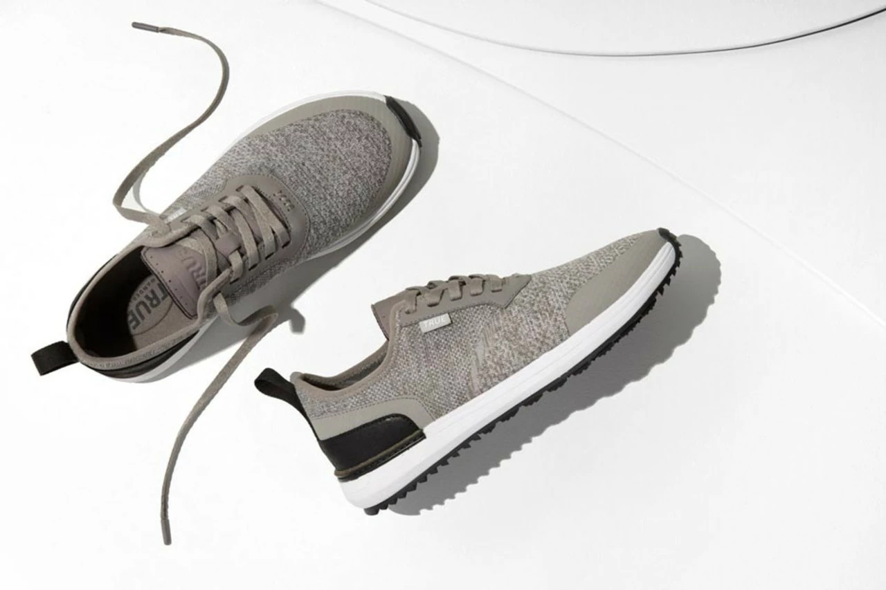 True Men's Lux Knit Golf Shoes - Timeless Grey - Image 2