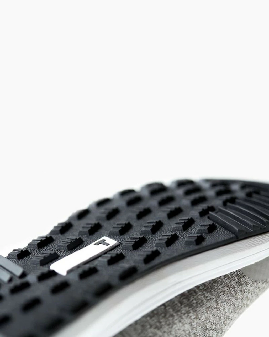 True Men's Lux Knit Golf Shoes - Timeless Grey - Image 4