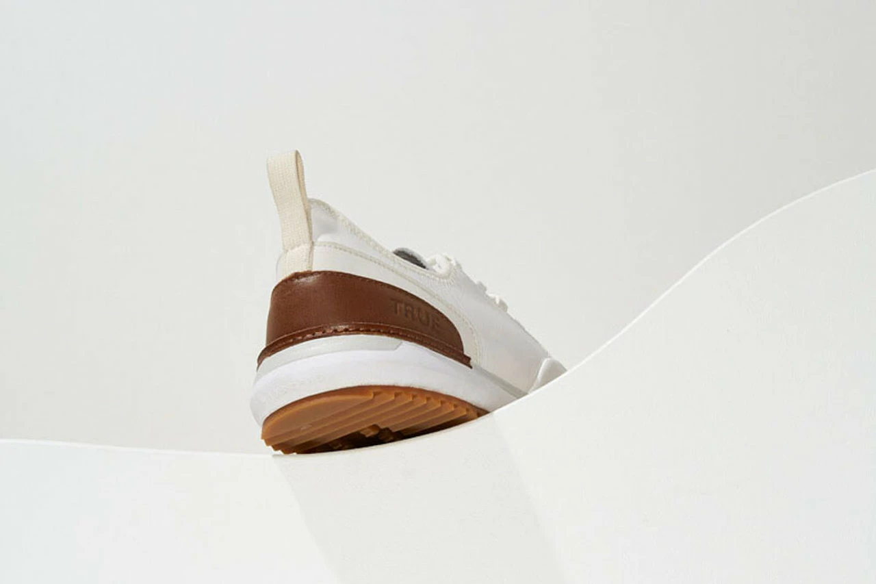 True Men's Lux Pro Golf Shoes - Image 12